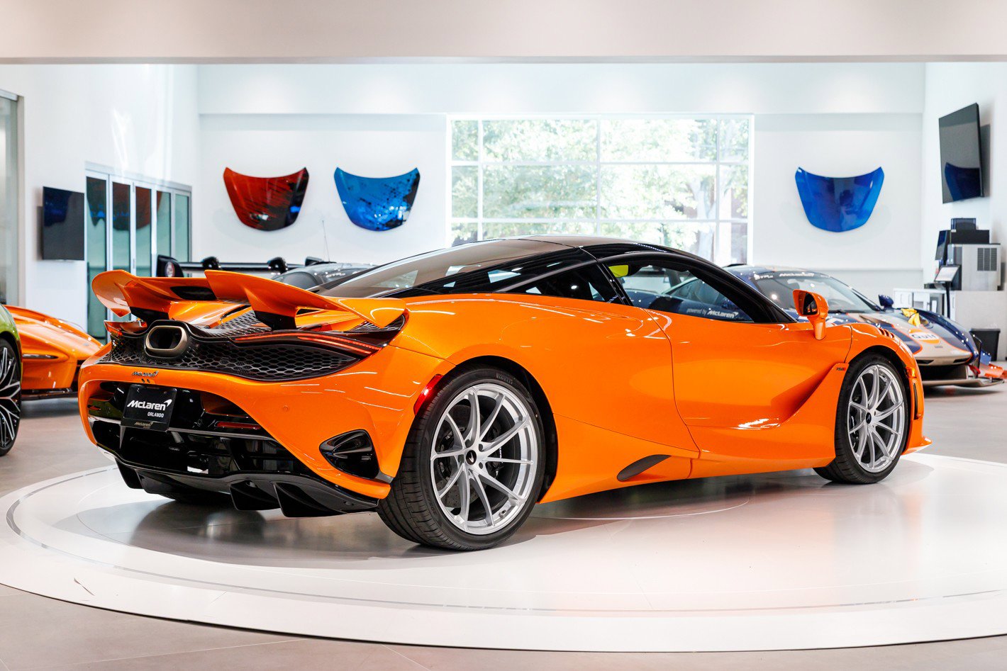 New 2026 McLaren 750S image 8