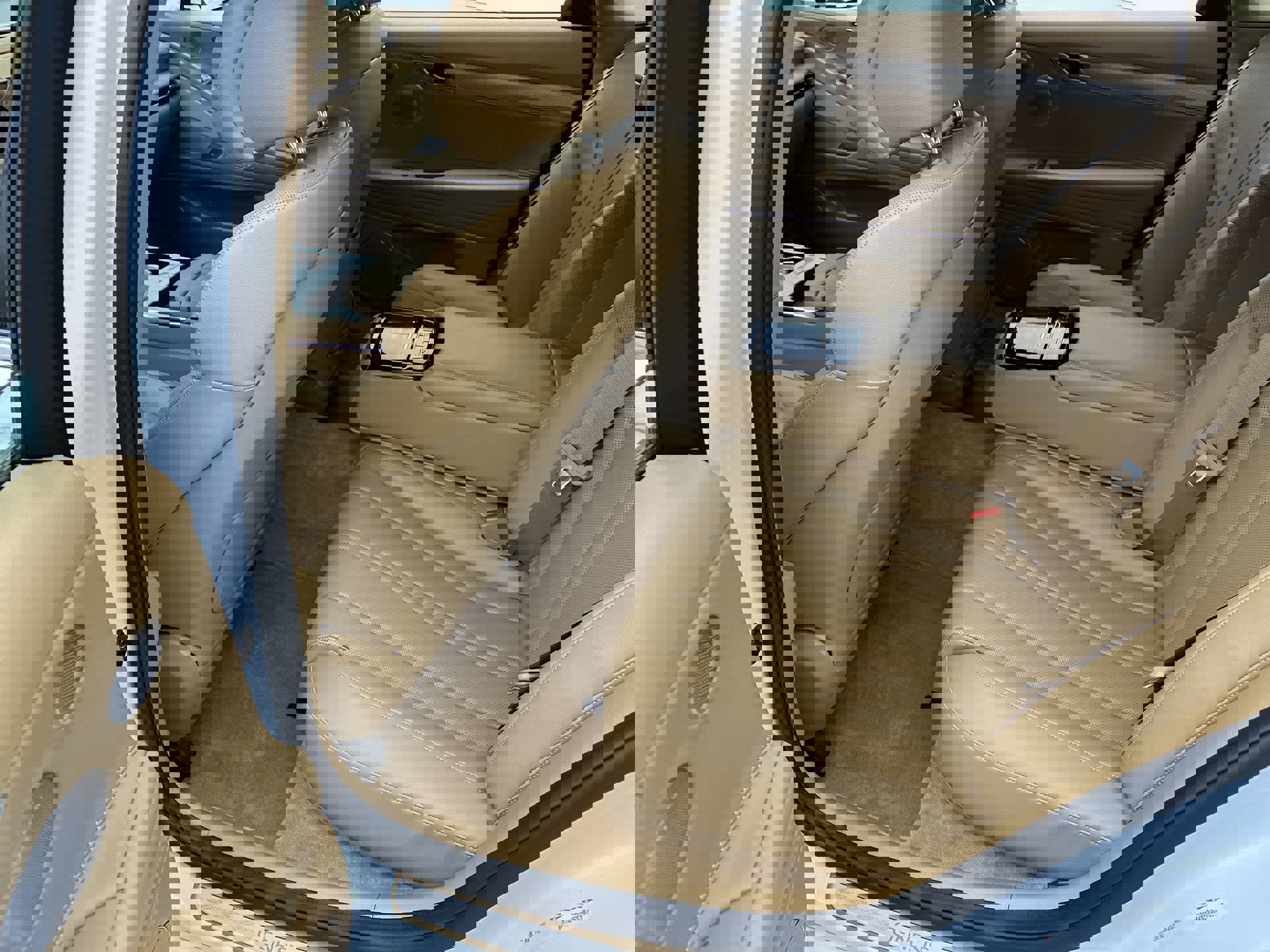 Certified 2025 Genesis G80 2.5T Advanced image 23