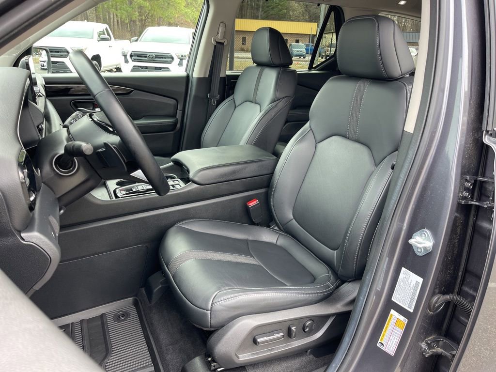 Used 2025 Honda Pilot EX-L image 21