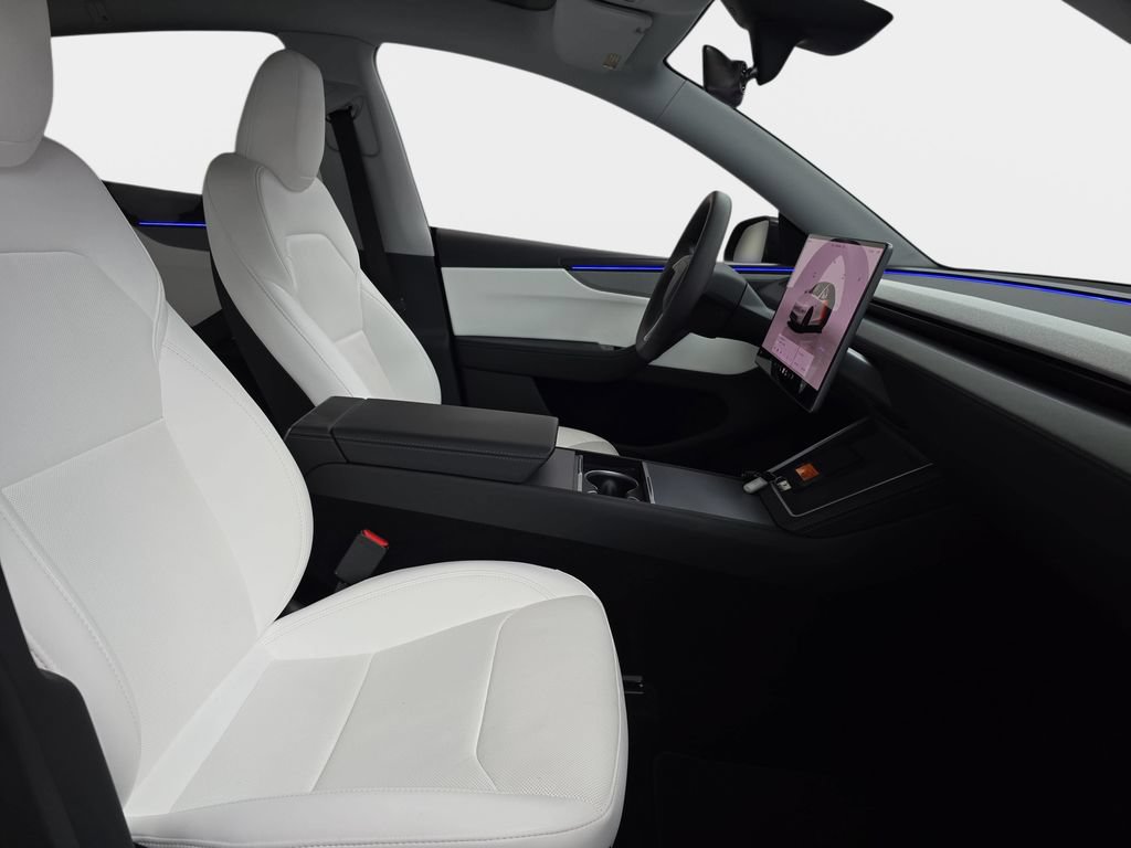 Used 2026 Tesla Model Y AWD image 10