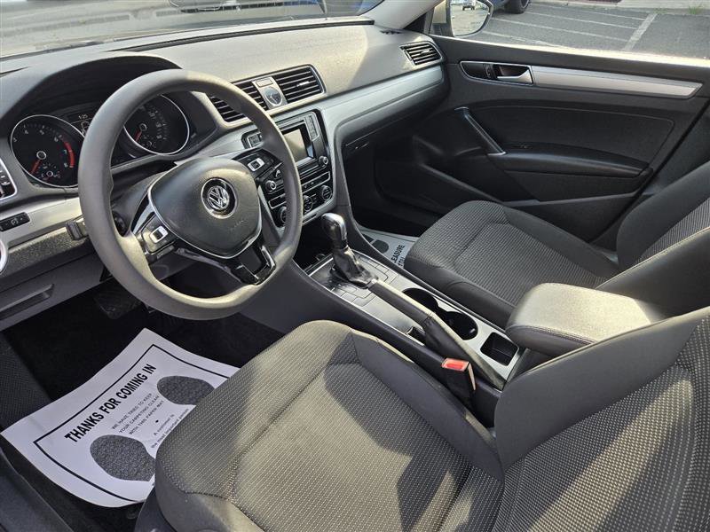 Used 2016 Volkswagen Passat 1.8T S image 20