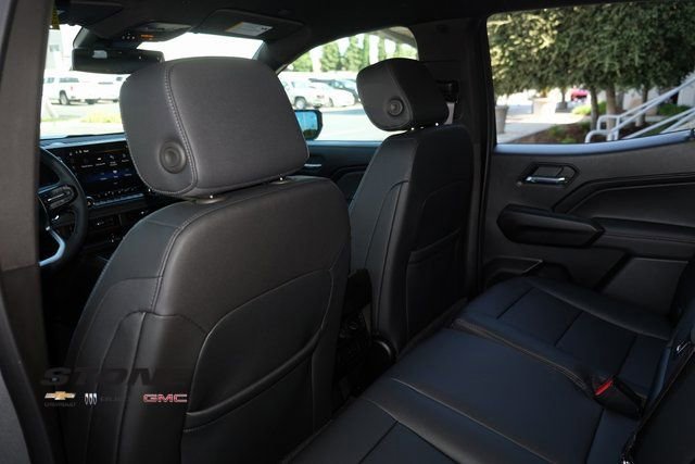 Used 2025 Chevrolet Colorado LT w/ LT Convenience Package AWD/4WD image 21