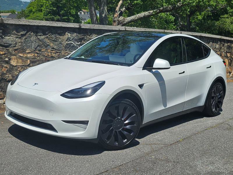 Used 2023 Tesla Model Y Performance AWD/4WD image 2