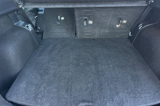 Used 2018 Nissan Kicks SV image 17