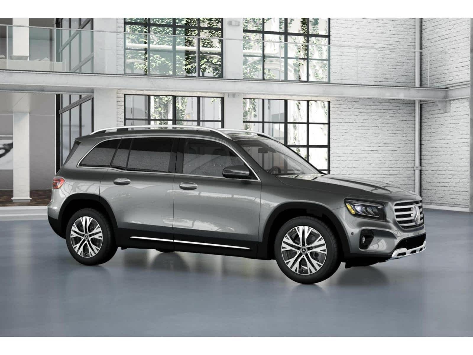 Used 2026 Mercedes-Benz GLB 250 4MATIC image 13