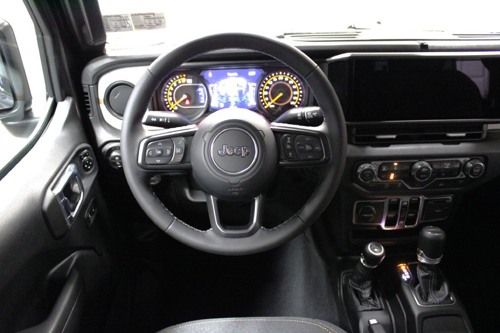 New 2026 Jeep Gladiator Sport AWD/4WD image 13