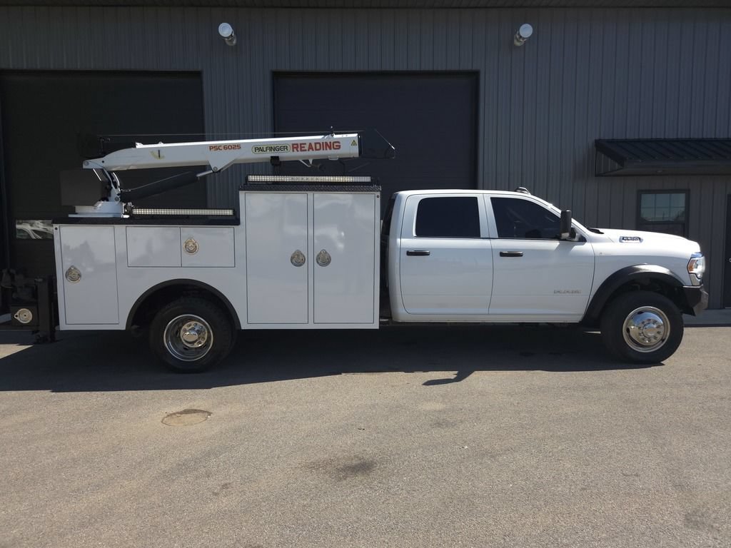 Used 2020 RAM 5500 Tradesman w/ Chrome Appearance Group AWD/4WD image 5