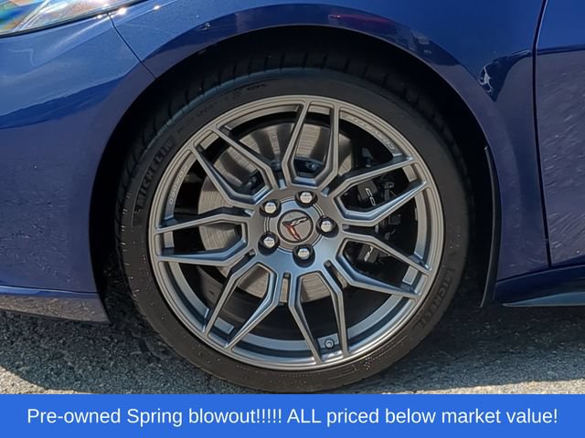Used 2025 Chevrolet Corvette Z06 RWD image 18