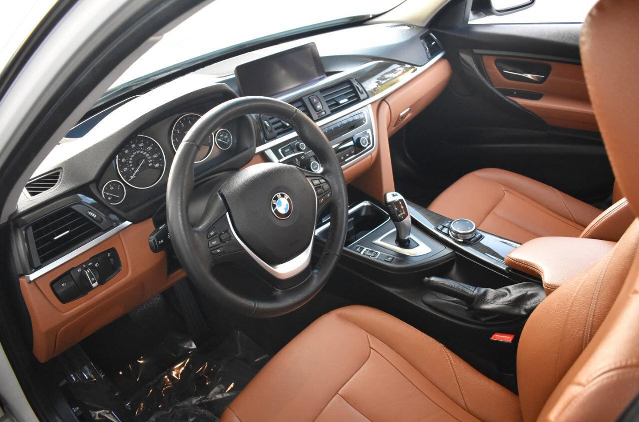 Used 2015 BMW 335i Sedan image 32