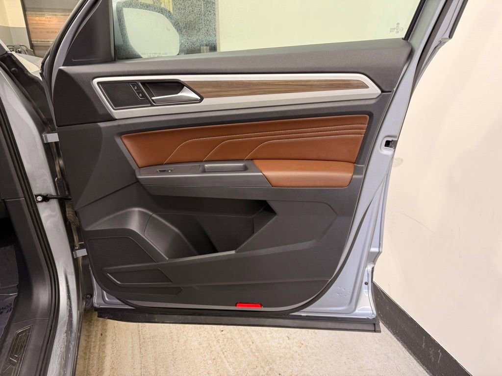 Used 2021 Volkswagen Atlas SEL image 29