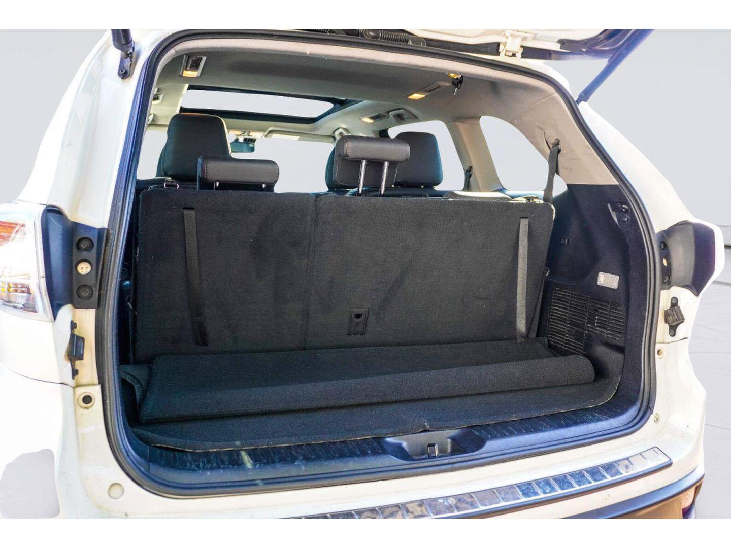 Used 2014 Toyota Highlander Limited Platinum FWD image 8