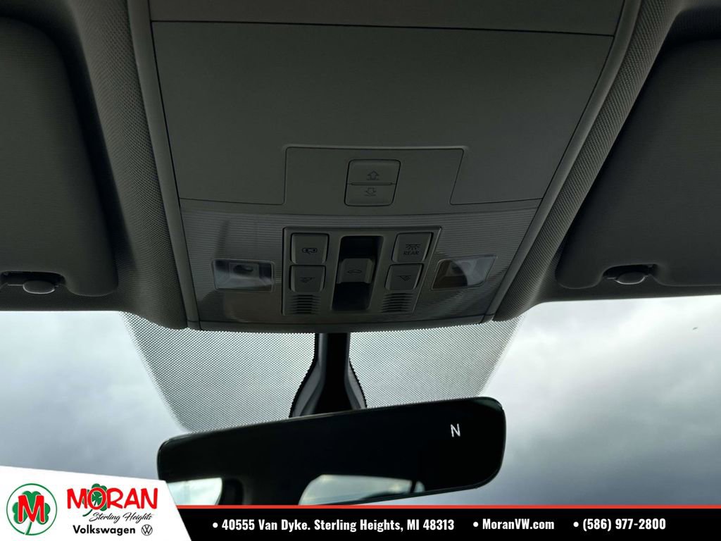 Certified 2023 Volkswagen Atlas SE w/ Panoramic Sunroof Package AWD/4WD image 31