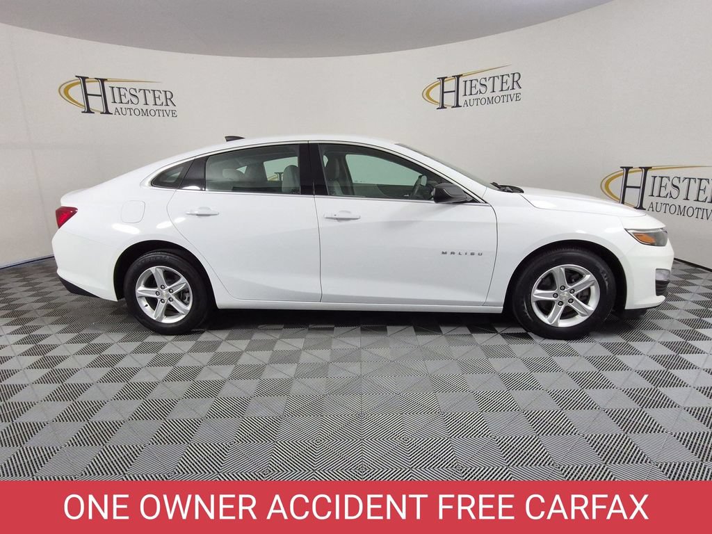 Certified 2025 Chevrolet Malibu LS FWD image 3