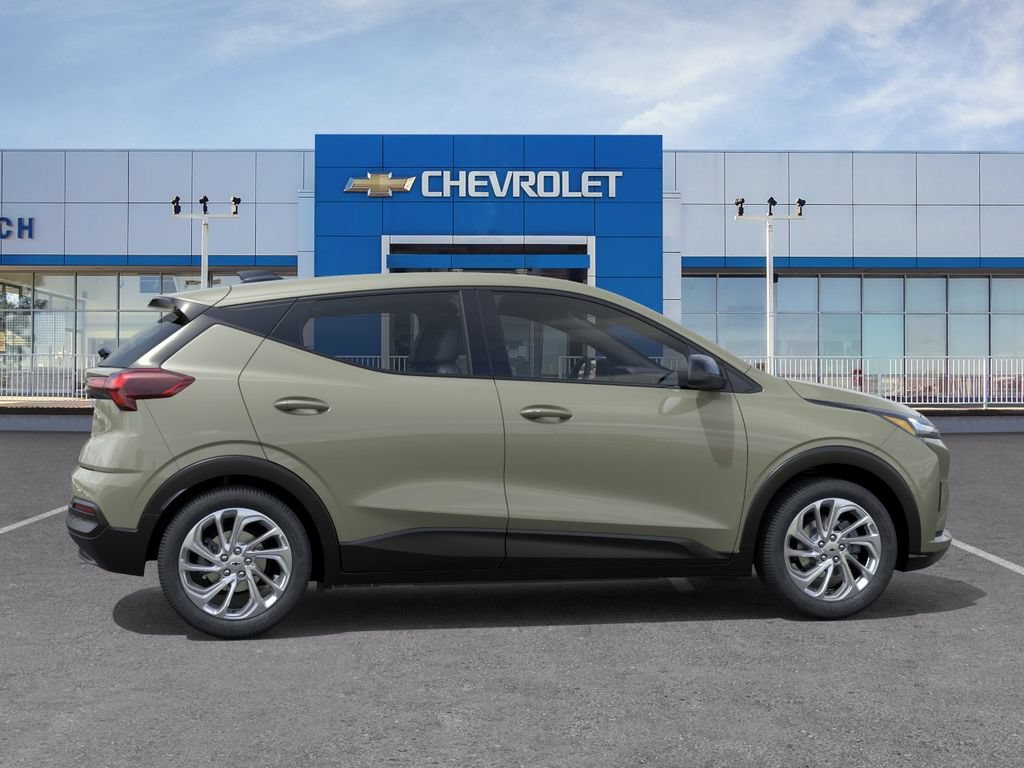 New 2027 Chevrolet Bolt LT w/ Comfort Package FWD image 5