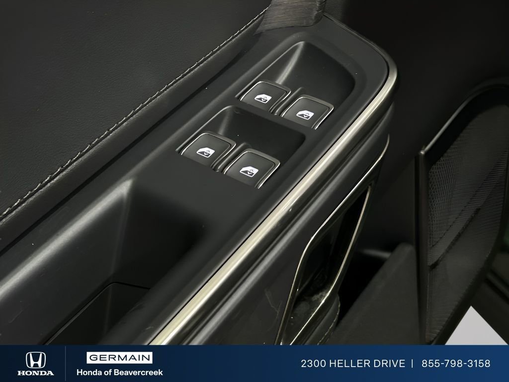 Used 2022 Rivian R1S Launch Edition image 31