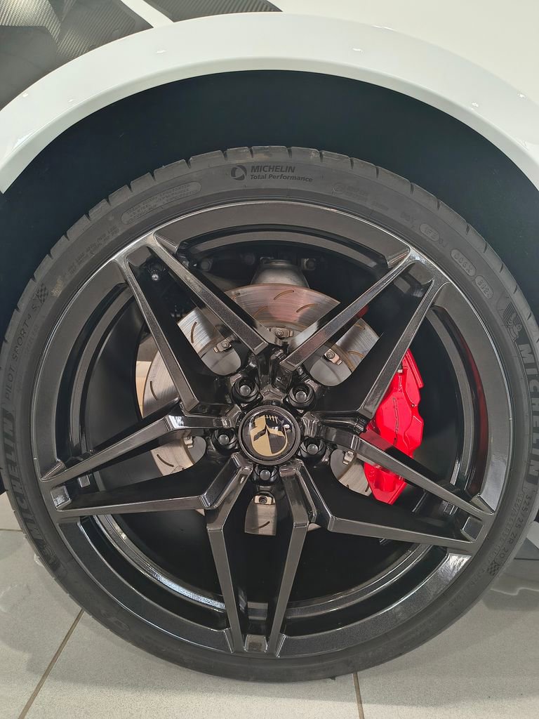 Used 2016 Chevrolet Corvette Z06 w/ 3LZ Preferred Equipment Group RWD image 44
