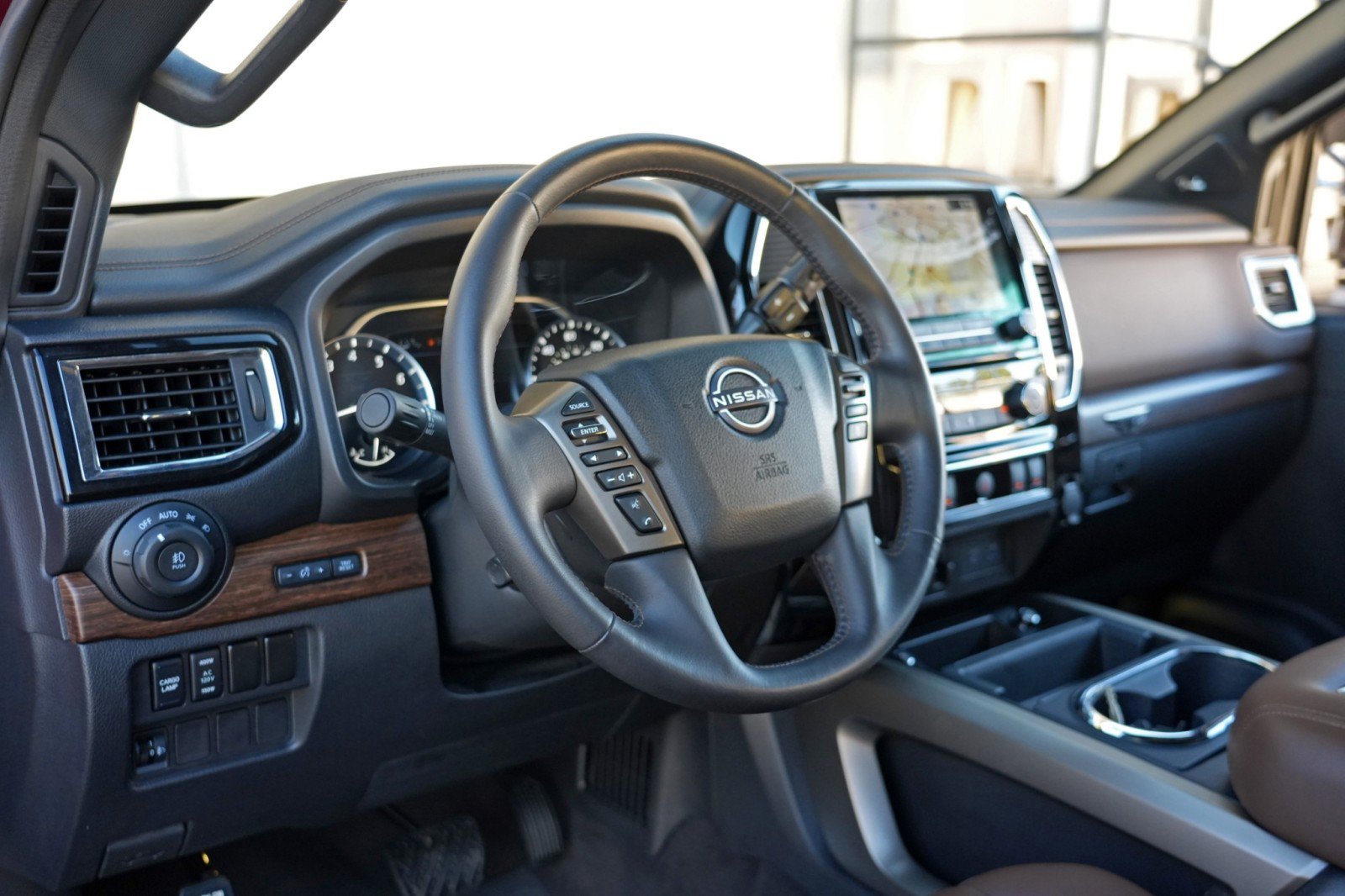 Used 2023 Nissan Titan Platinum Reserve w/ Moonroof Package AWD/4WD image 14