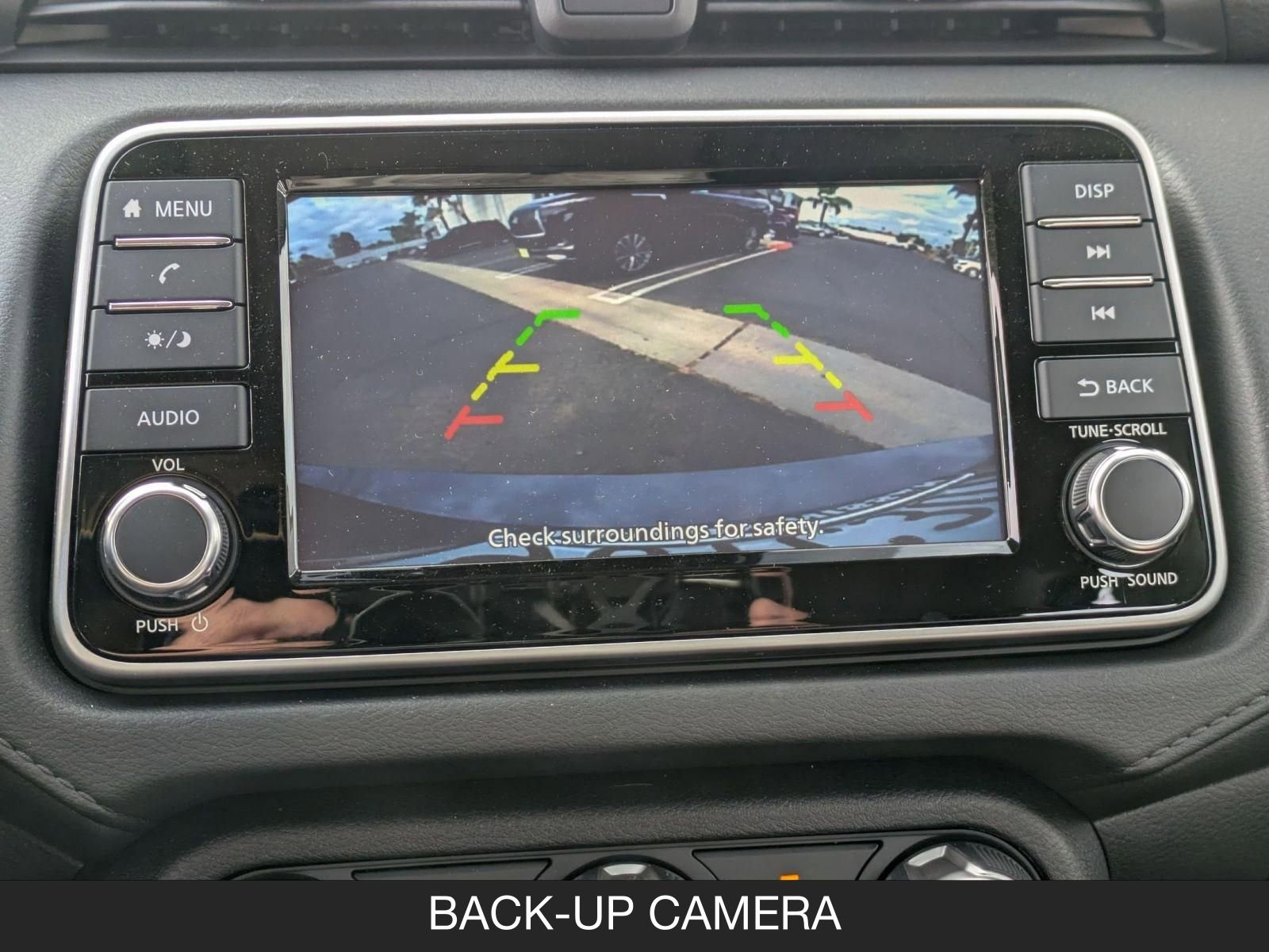 Used 2025 Nissan Versa S w/ Trunk Package image 18