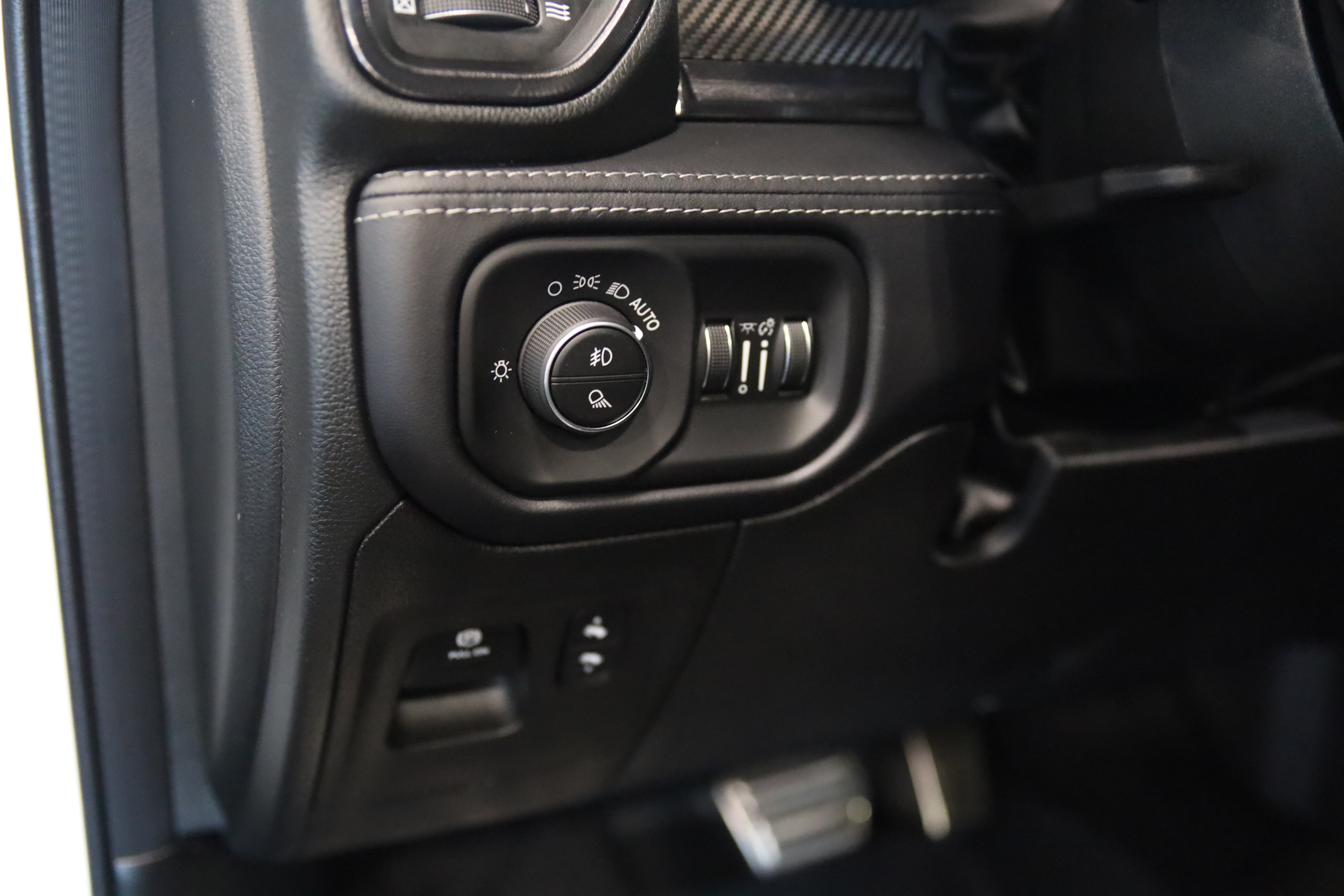 Used 2022 RAM 1500 TRX w/ TRX Level 2 Equipment Group AWD/4WD image 18