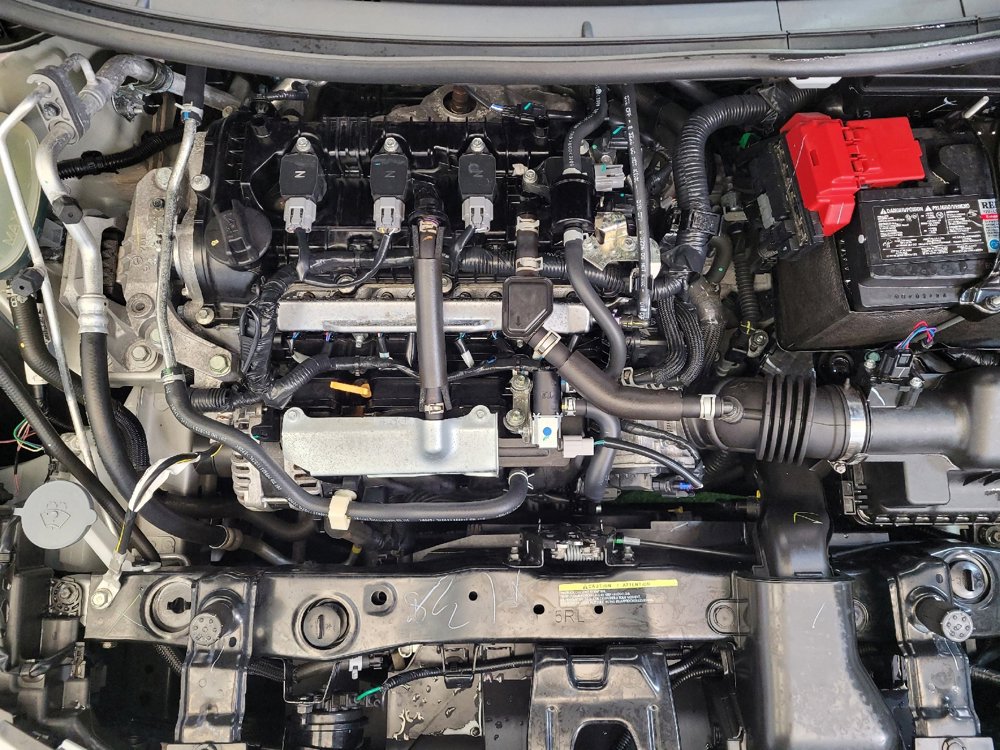 Used 2024 Nissan Versa S w/ Trunk Package image 30