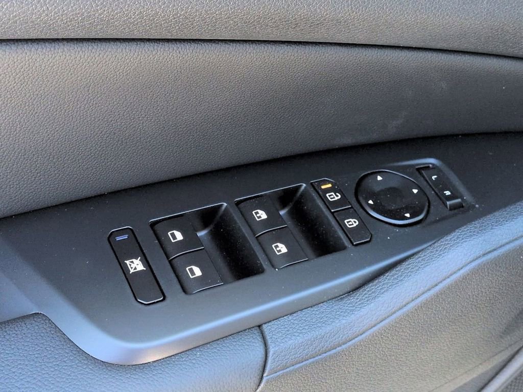 New 2026 Kia Sportage EX image 23