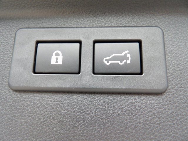 Certified 2023 Subaru Forester Limited w/ Popular Package #3 image 25