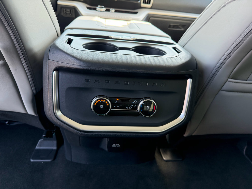 New 2027 Ford Expedition Active AWD/4WD image 18