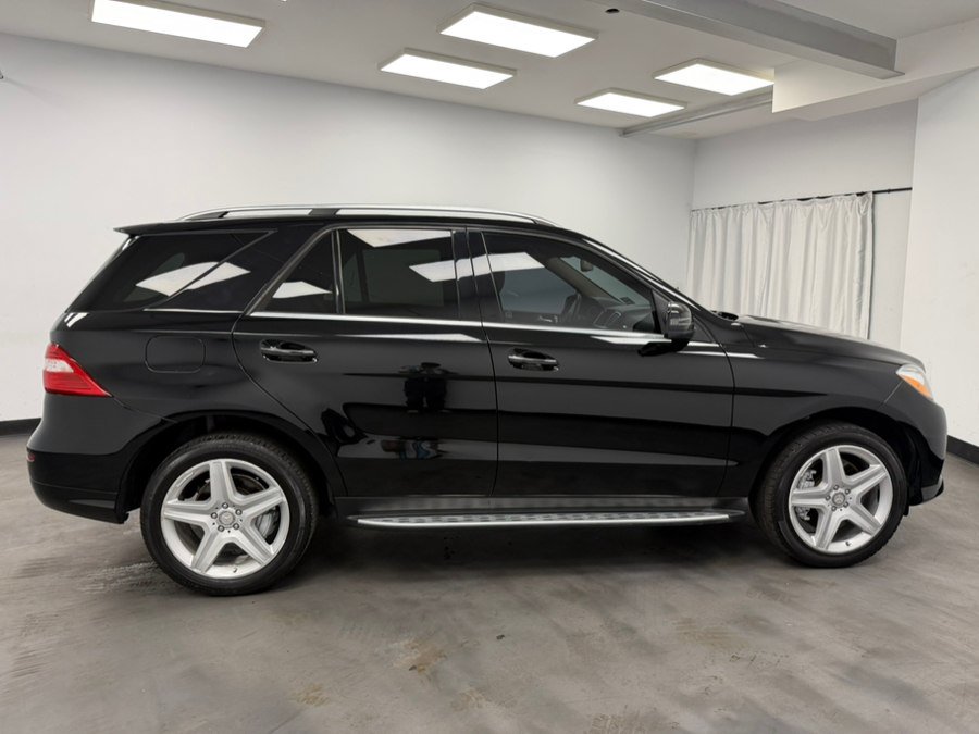Used 2013 Mercedes-Benz ML 550 4MATIC image 11