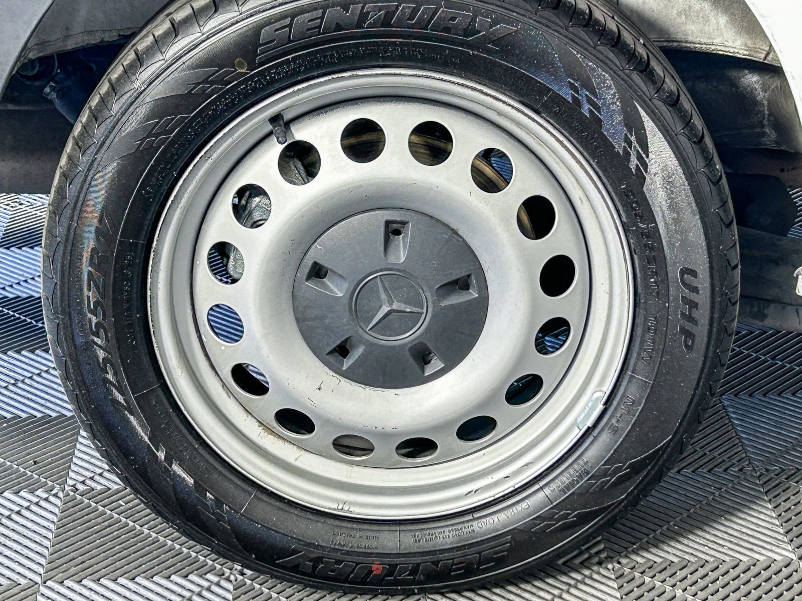 Used 2020 Mercedes-Benz Metris w/ Driver Efficiency Package image 11