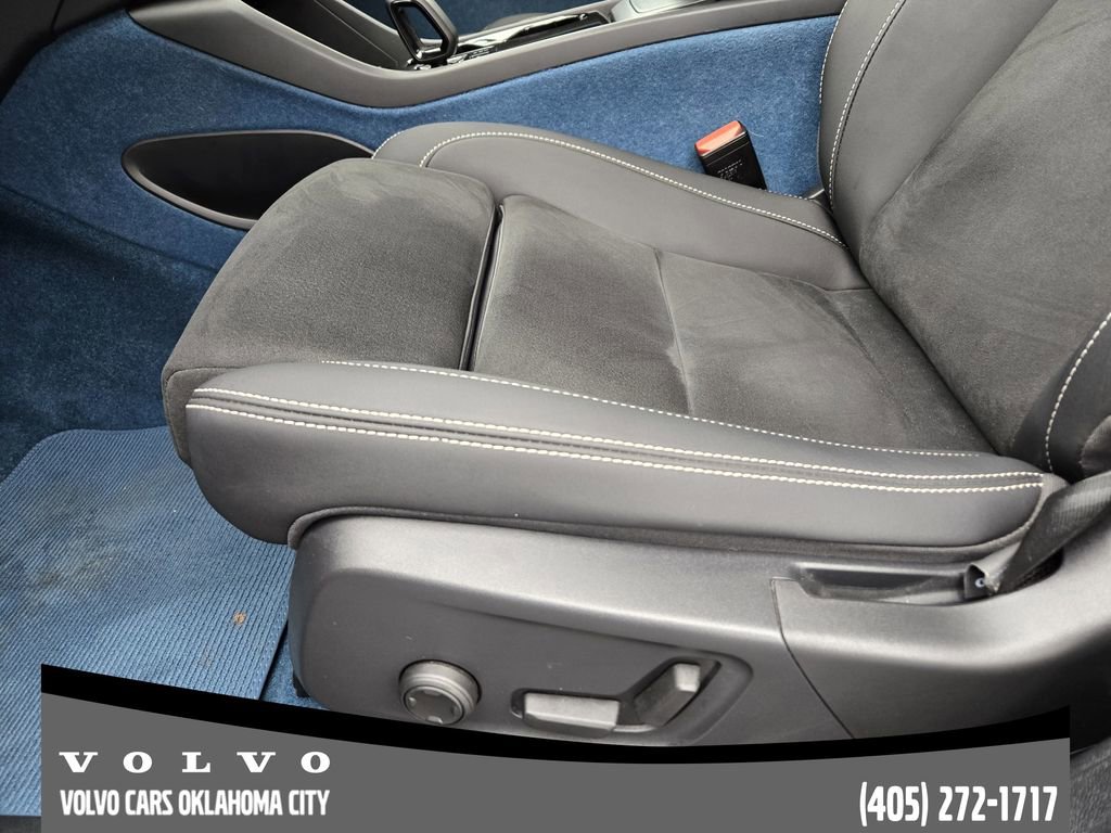 Certified 2023 Volvo C40 P8 Recharge Ultimate image 22