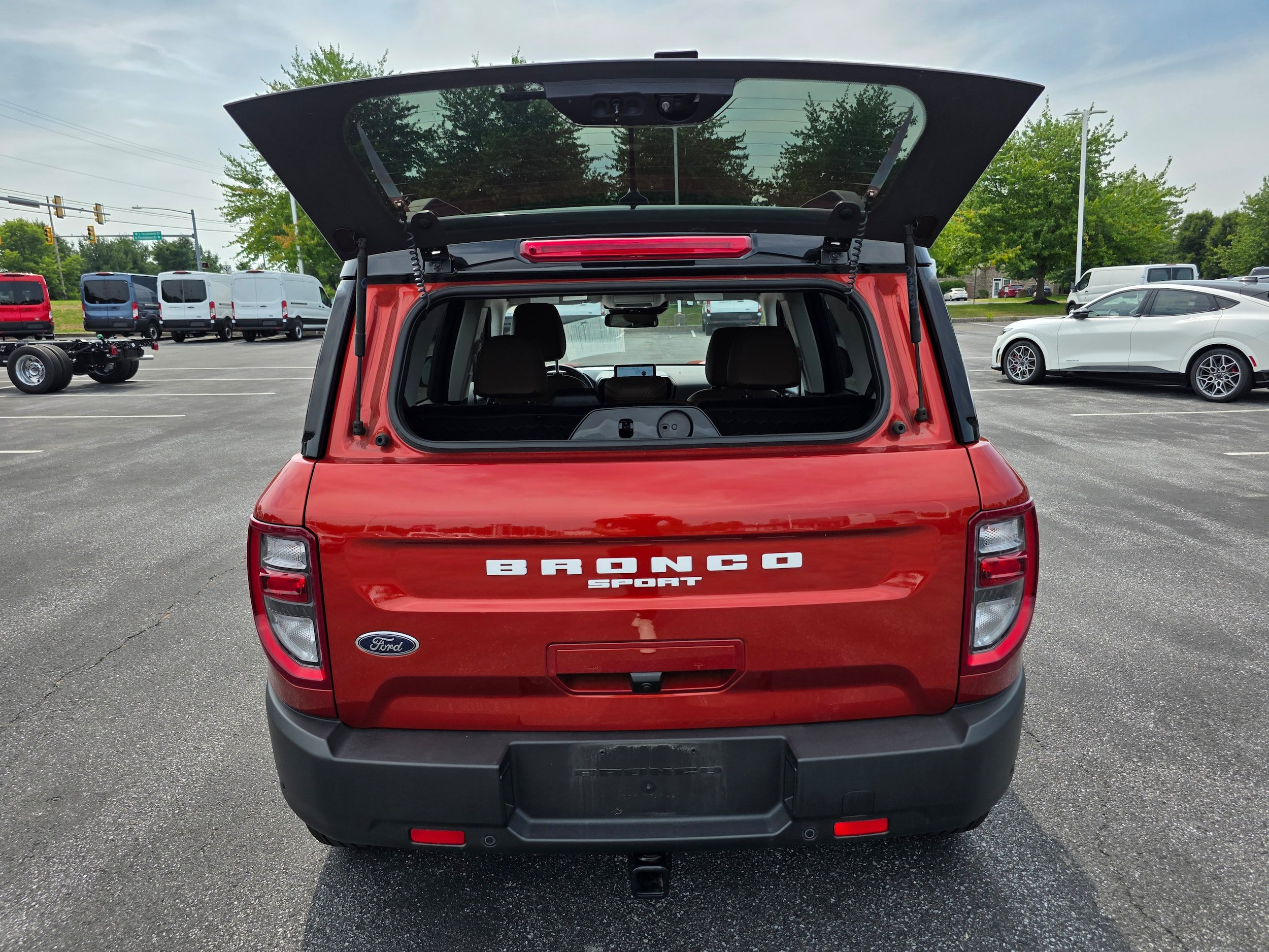Used 2024 Ford Bronco Sport Outer Banks AWD/4WD image 9