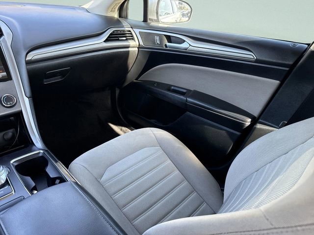 Used 2019 Ford Fusion S image 26