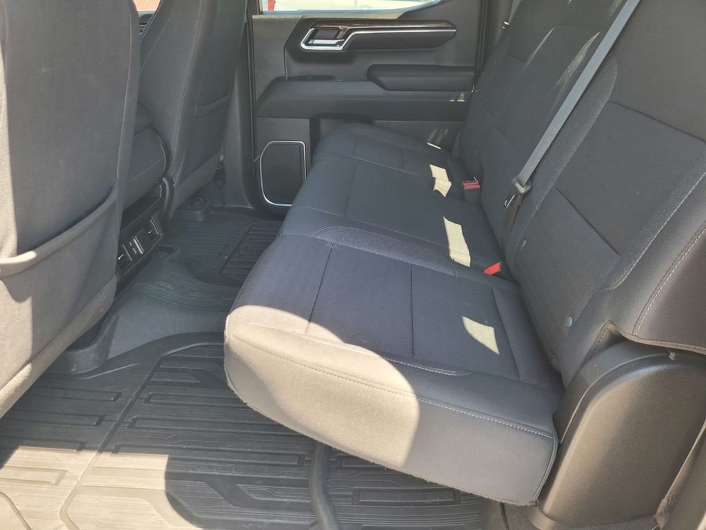 Used 2023 GMC Sierra 1500 SLE AWD/4WD image 11