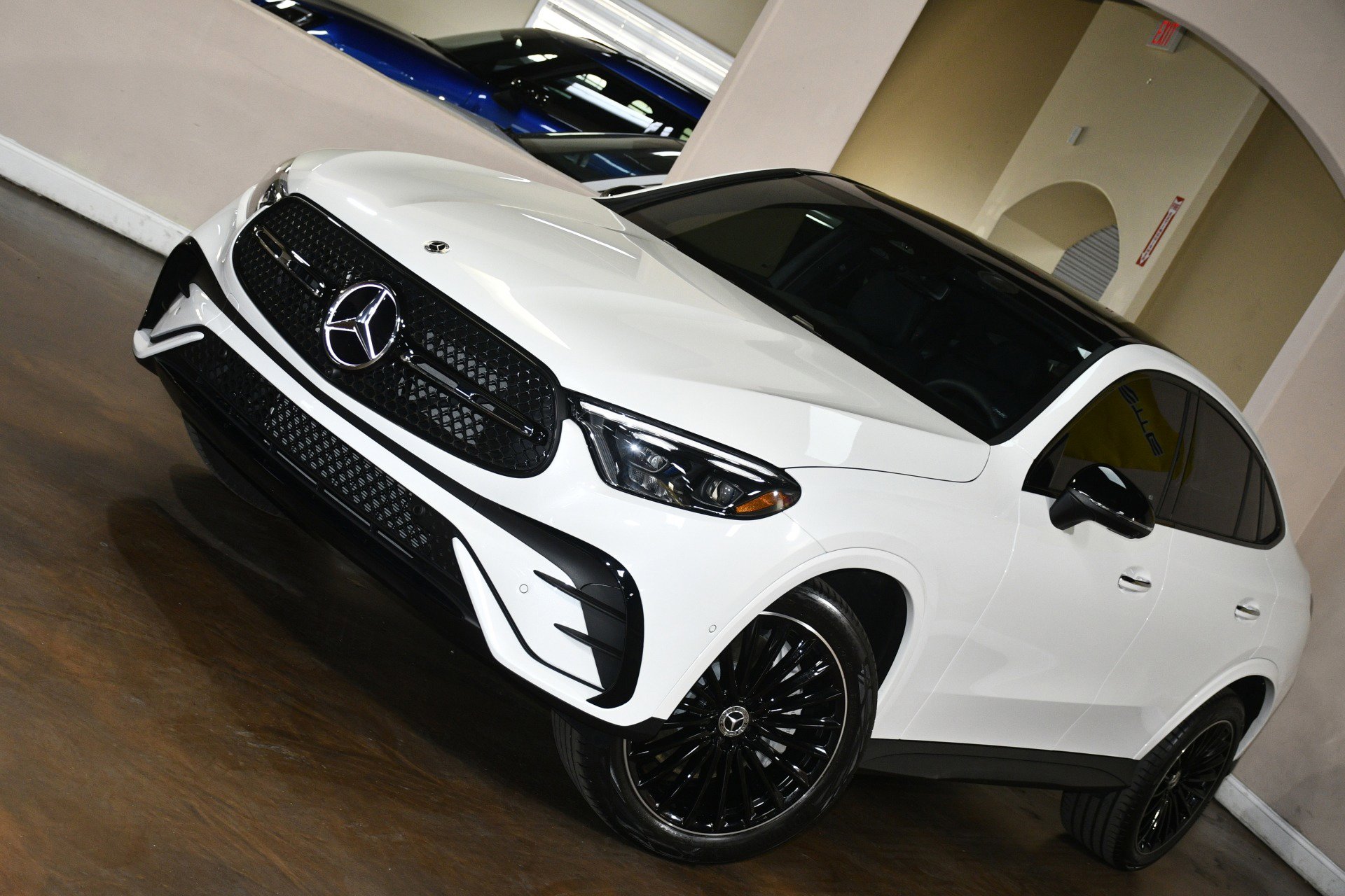 Used 2025 Mercedes-Benz GLC 300 4MATIC image 78