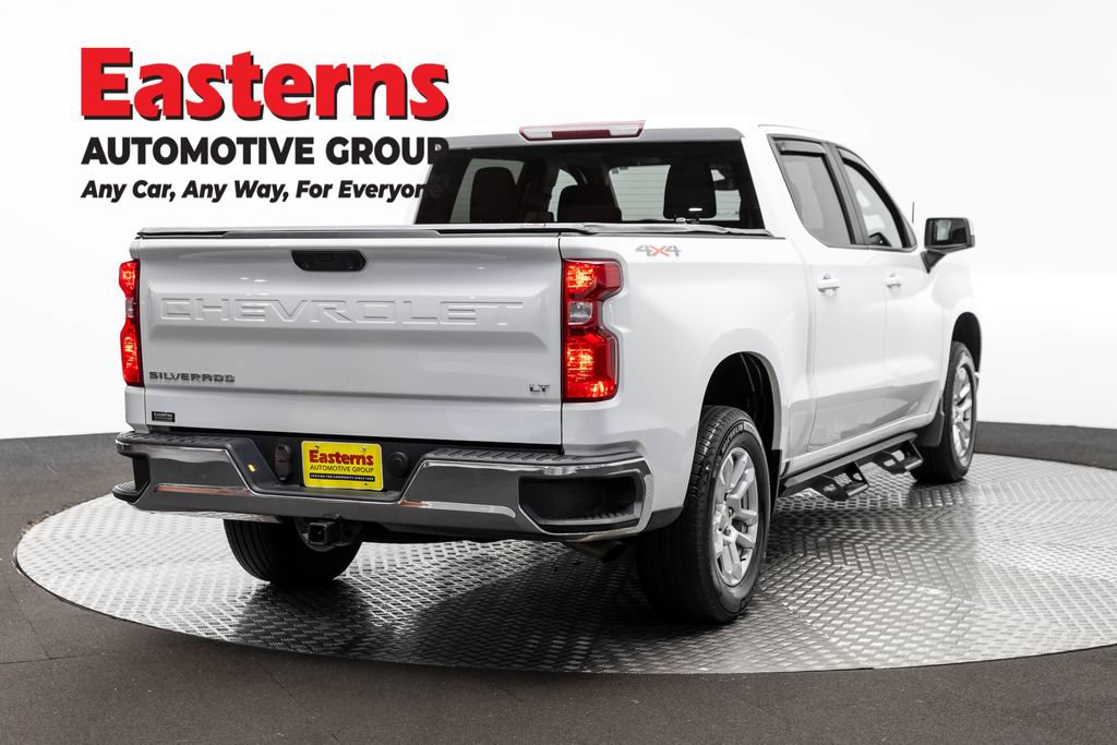 Used 2023 Chevrolet Silverado 1500 LT AWD/4WD image 5