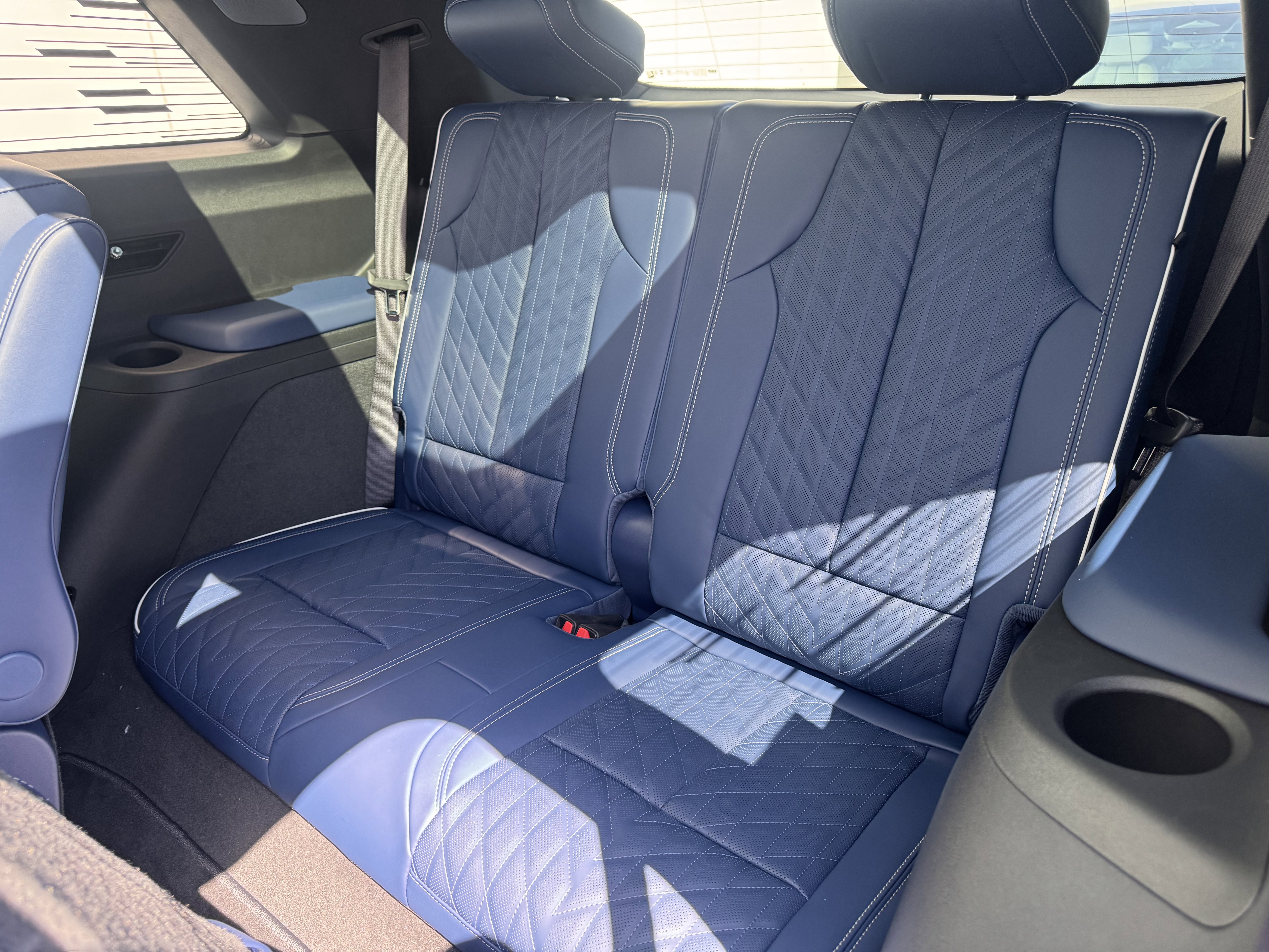 New 2026 Cadillac Vistiq Premium Luxury image 13