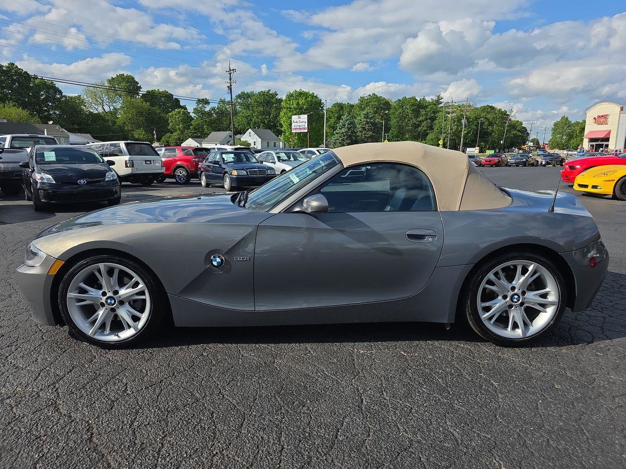 Used 2008 BMW Z4 3.0i RWD image 19