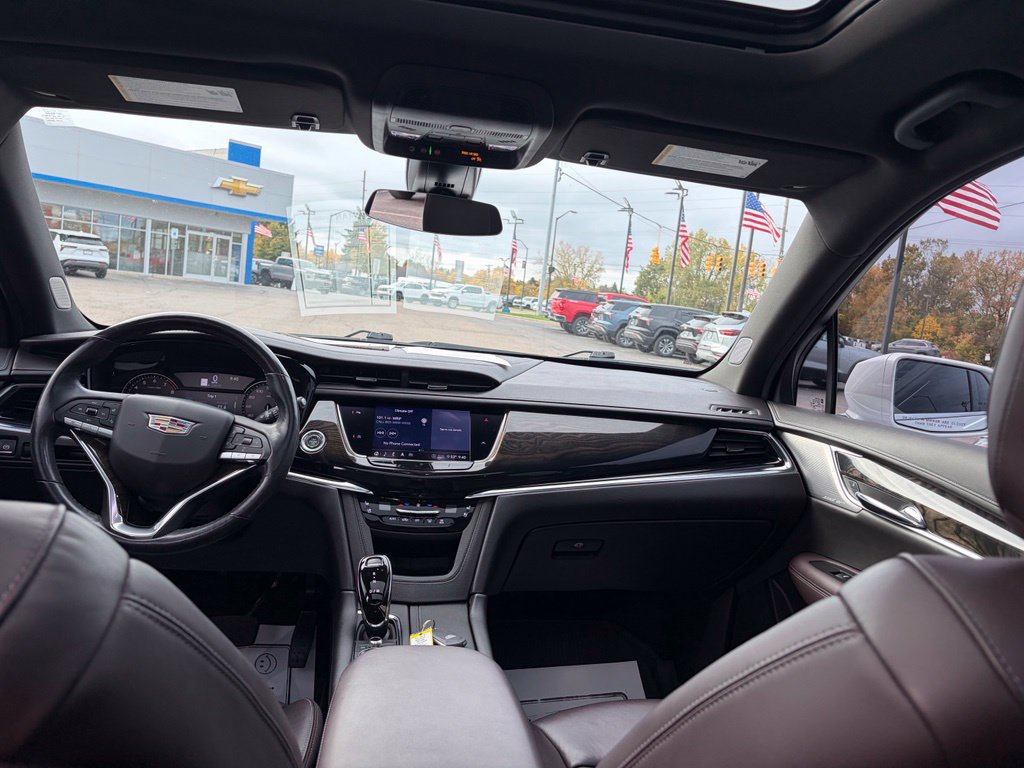 Used 2020 Cadillac XT6 Premium Luxury AWD/4WD image 23
