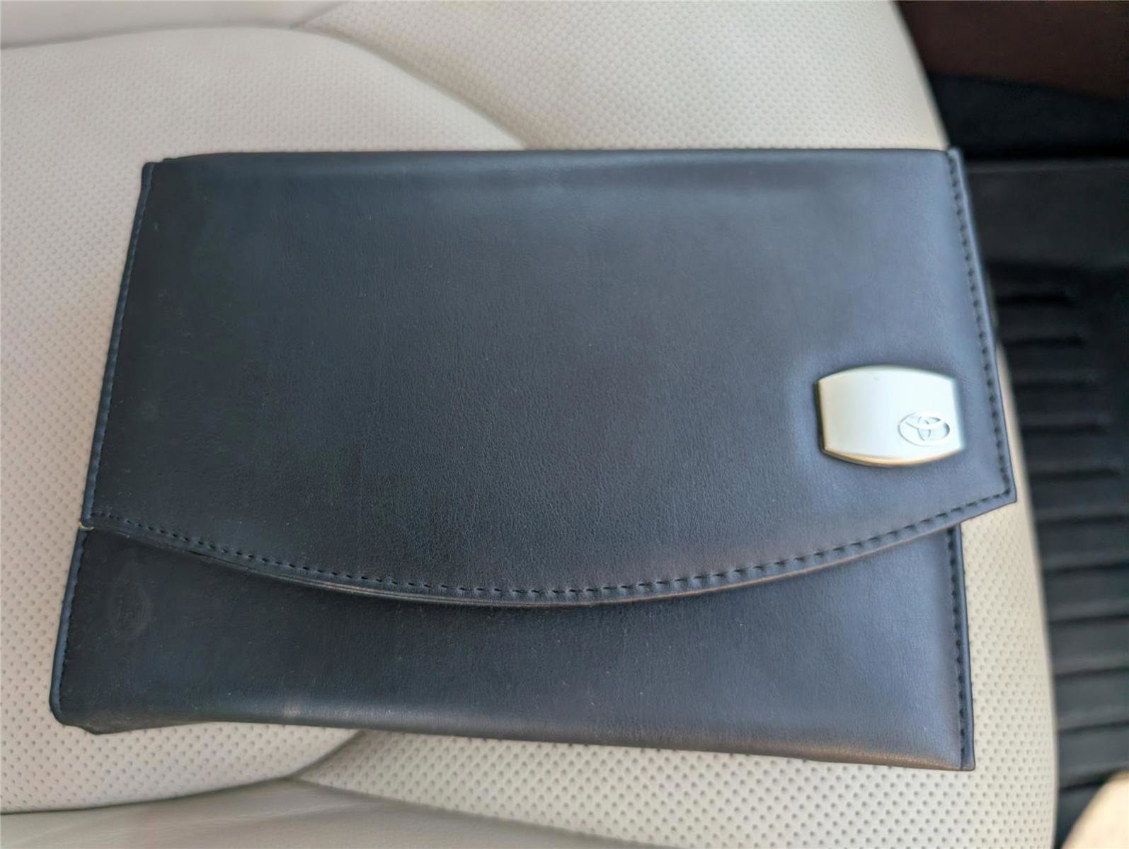 Used 2021 Toyota Highlander Limited image 40