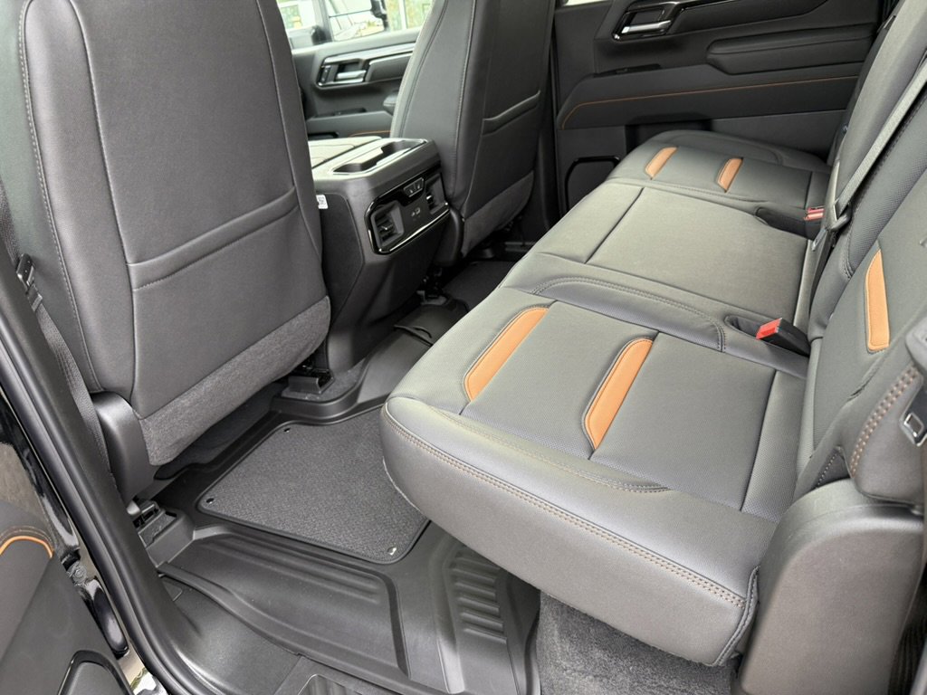 New 2026 GMC Sierra 2500 AT4 w/ Technology Package image 12