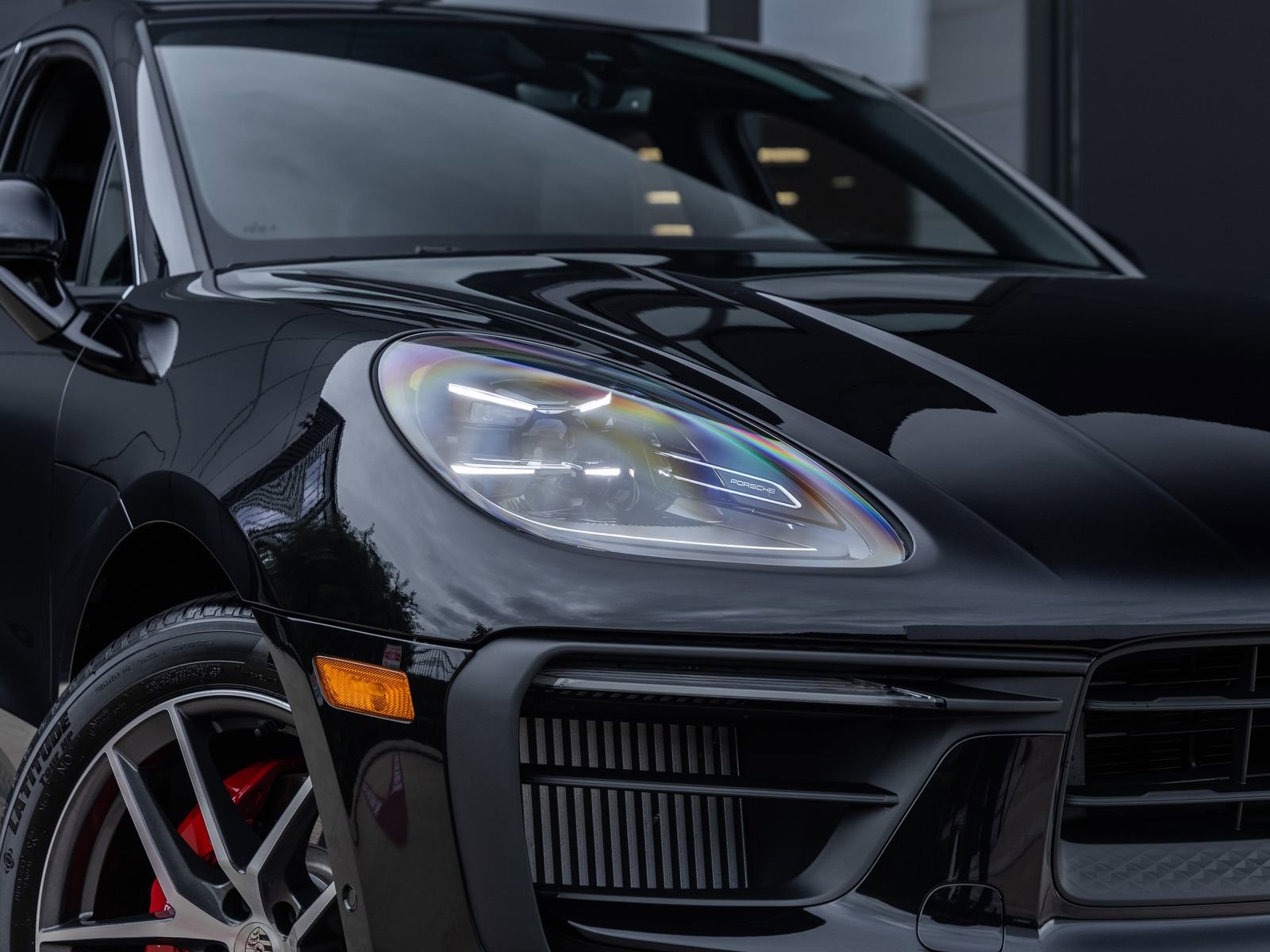 Certified 2022 Porsche Macan S image 21