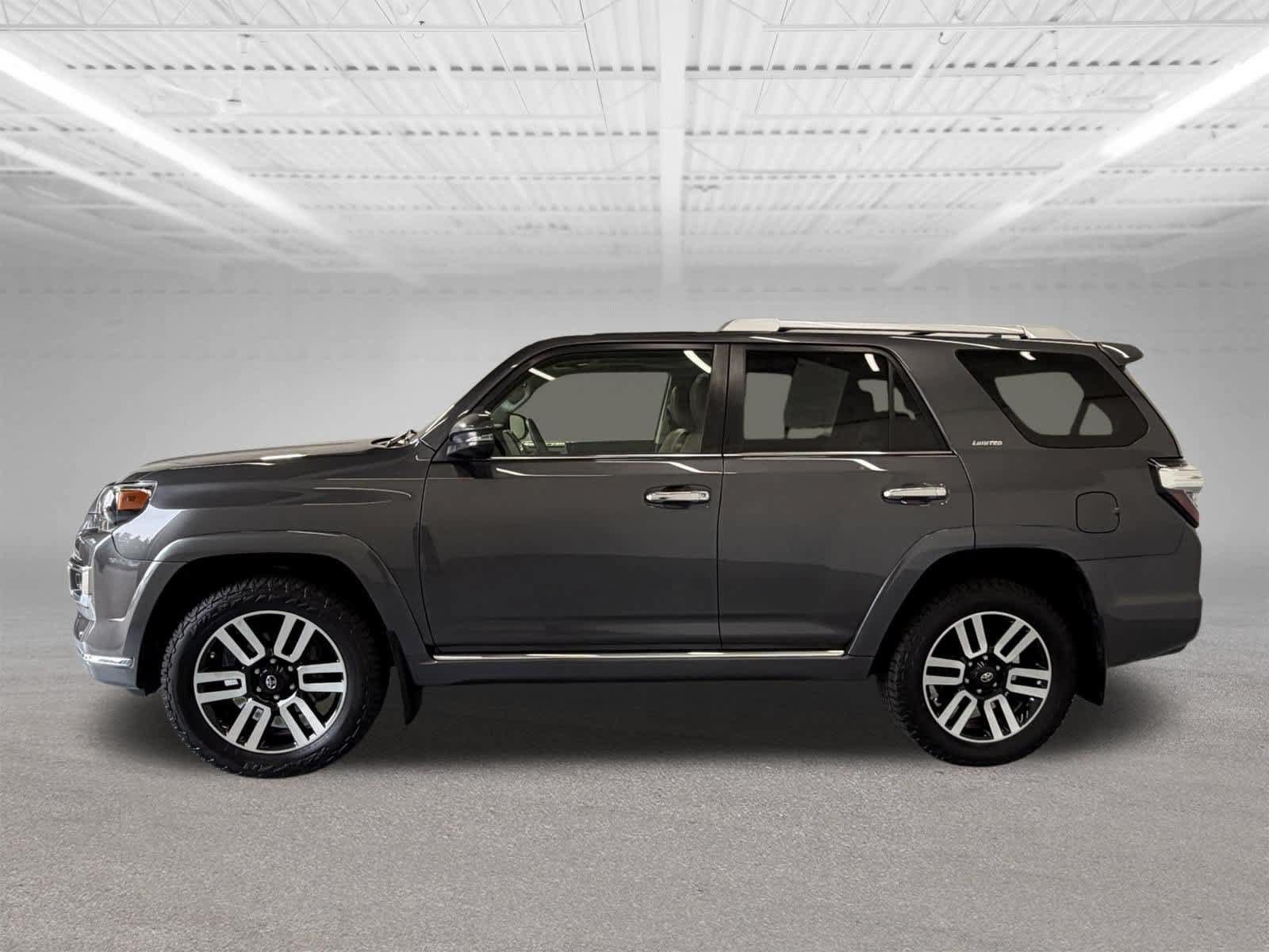Used 2019 Toyota 4Runner Limited AWD/4WD image 2