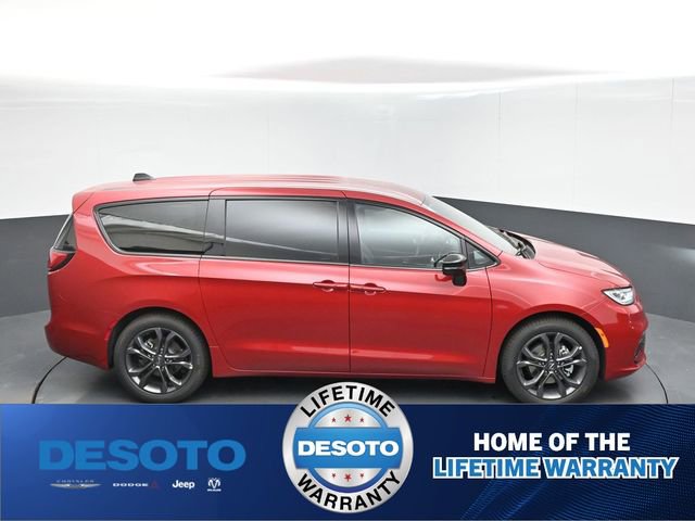 New 2026 Chrysler Pacifica Select image 38