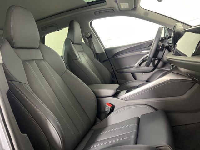 Certified 2025 Audi Q5 Premium w/ Premium Plus AWD/4WD image 13