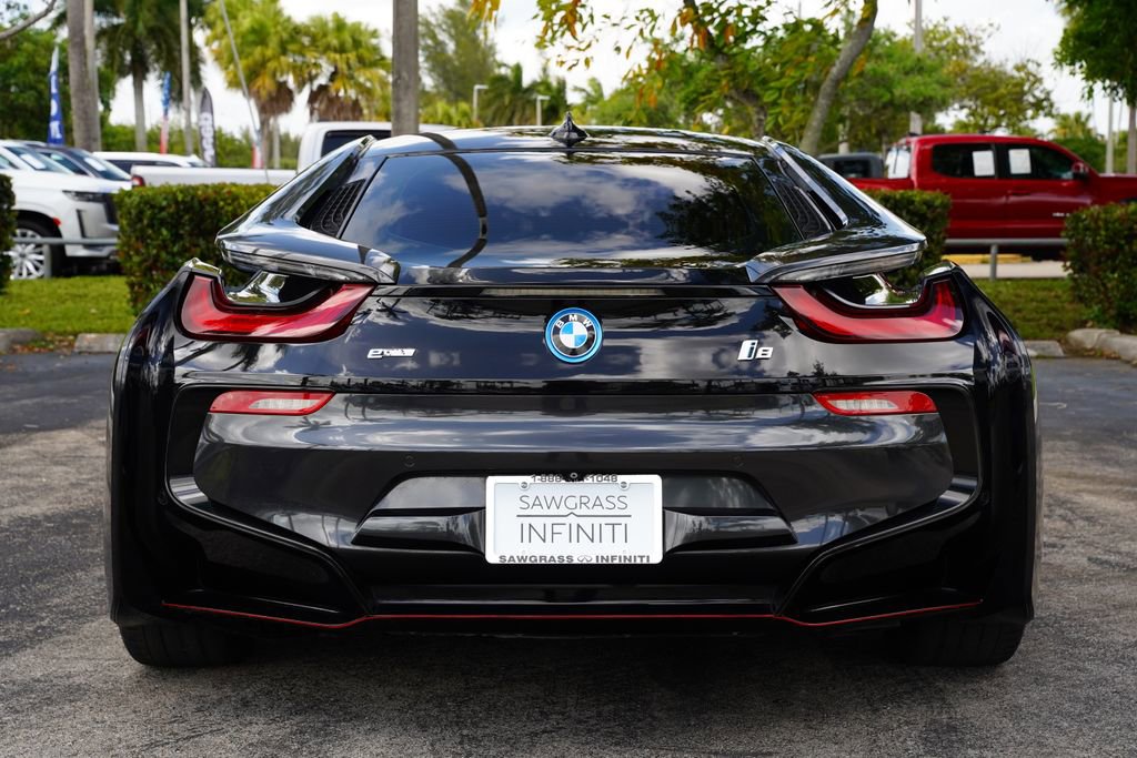 Used 2015 BMW i8 image 8