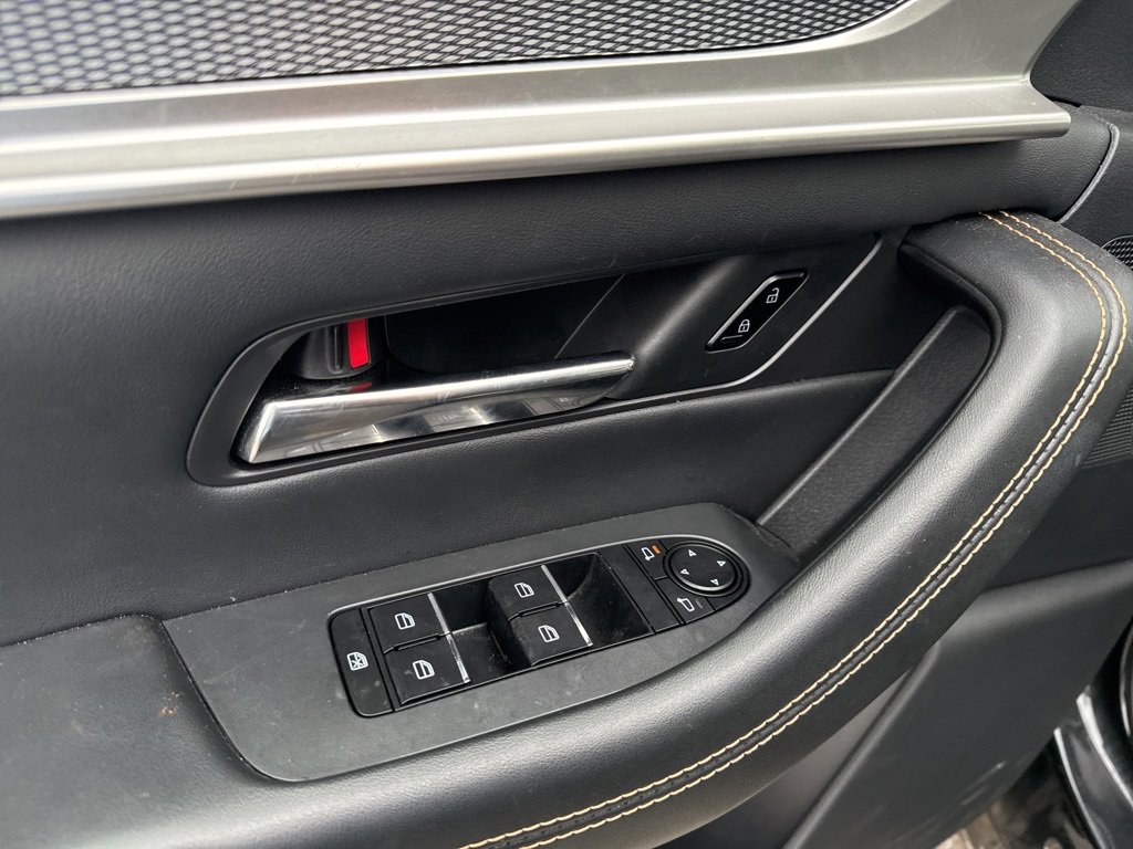 Certified 2025 MAZDA CX-70 3.3 Turbo w/ Preferred Package image 8