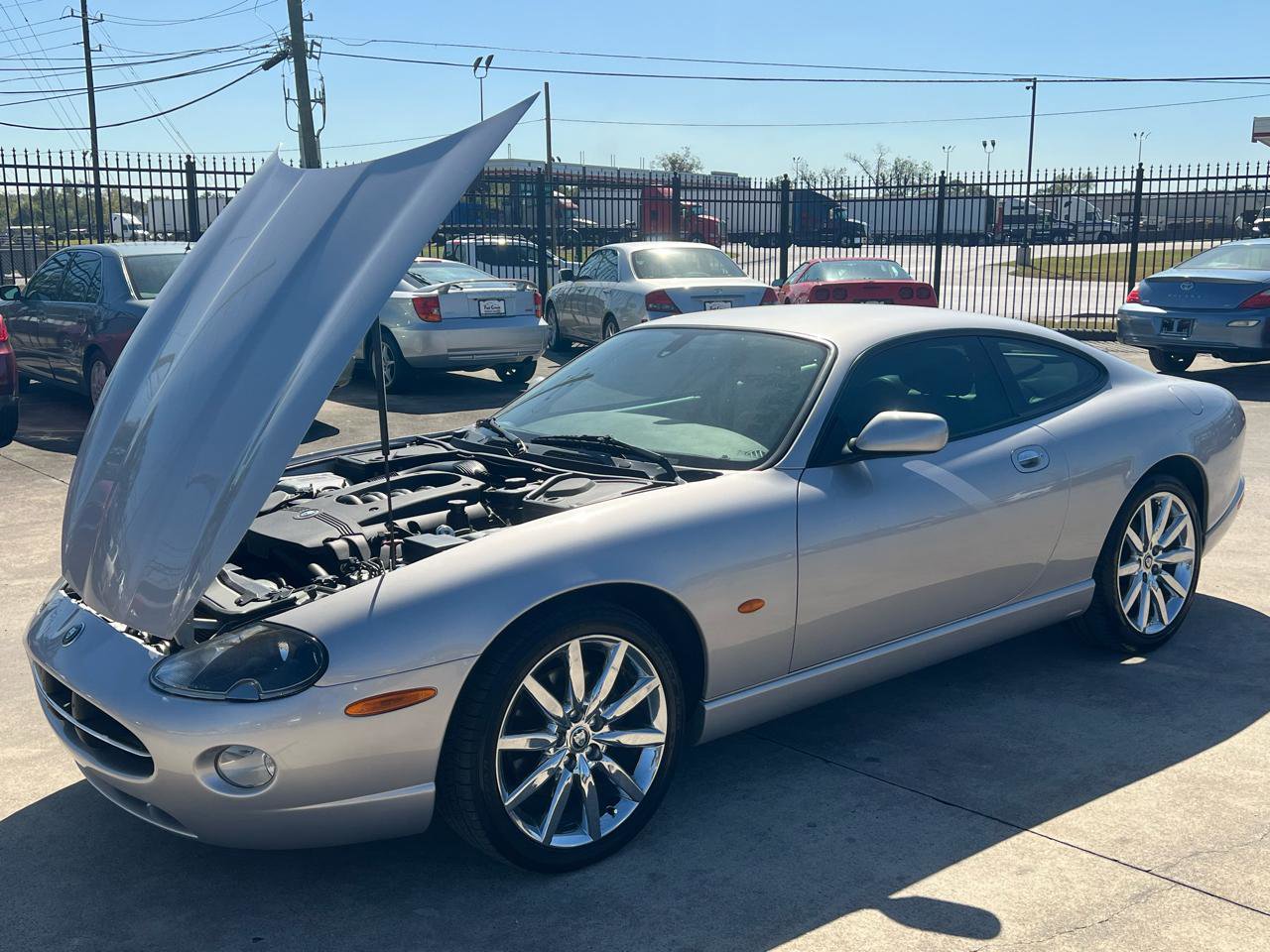 Used 2006 Jaguar XK8 Coupe RWD image 32