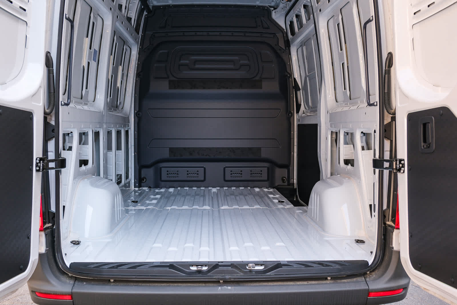 New 2025 Mercedes-Benz Sprinter 2500 image 31