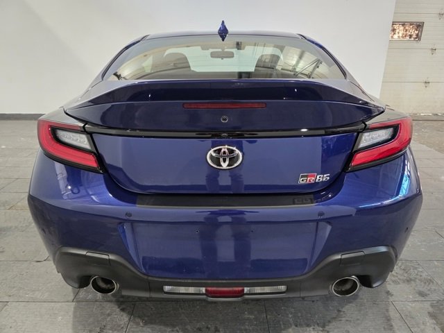 Used 2025 Toyota GR86 Premium w/ ALL Weather Mat Package (TMS) image 4