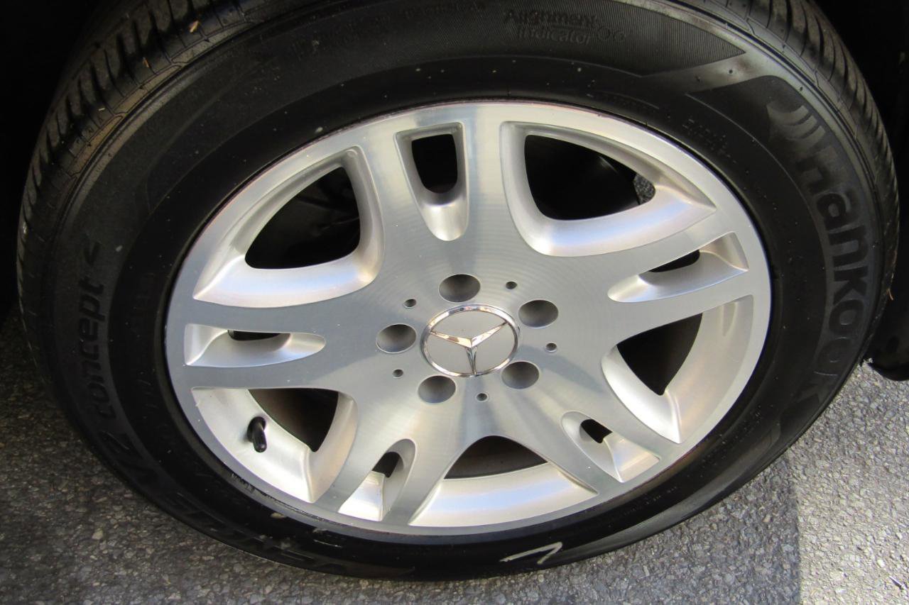 Used 2004 Mercedes-Benz E 320 4MATIC Wagon image 32